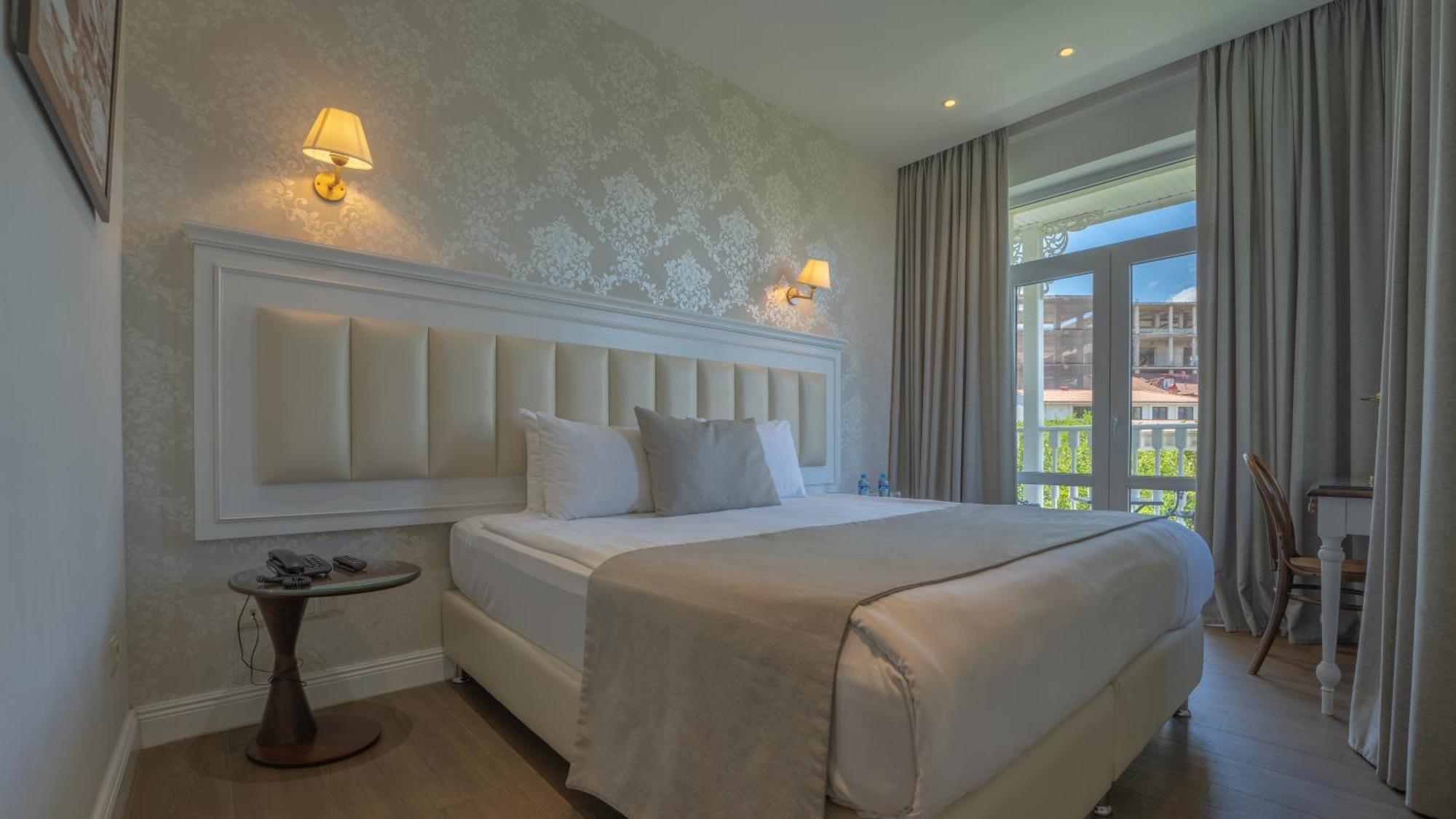 Hotel Passport Tbiliszi Kültér fotó