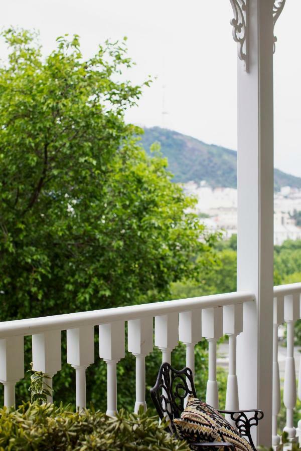 Hotel Passport Tbiliszi Kültér fotó